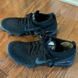 Nike vapor max.  Black.  Size 8.